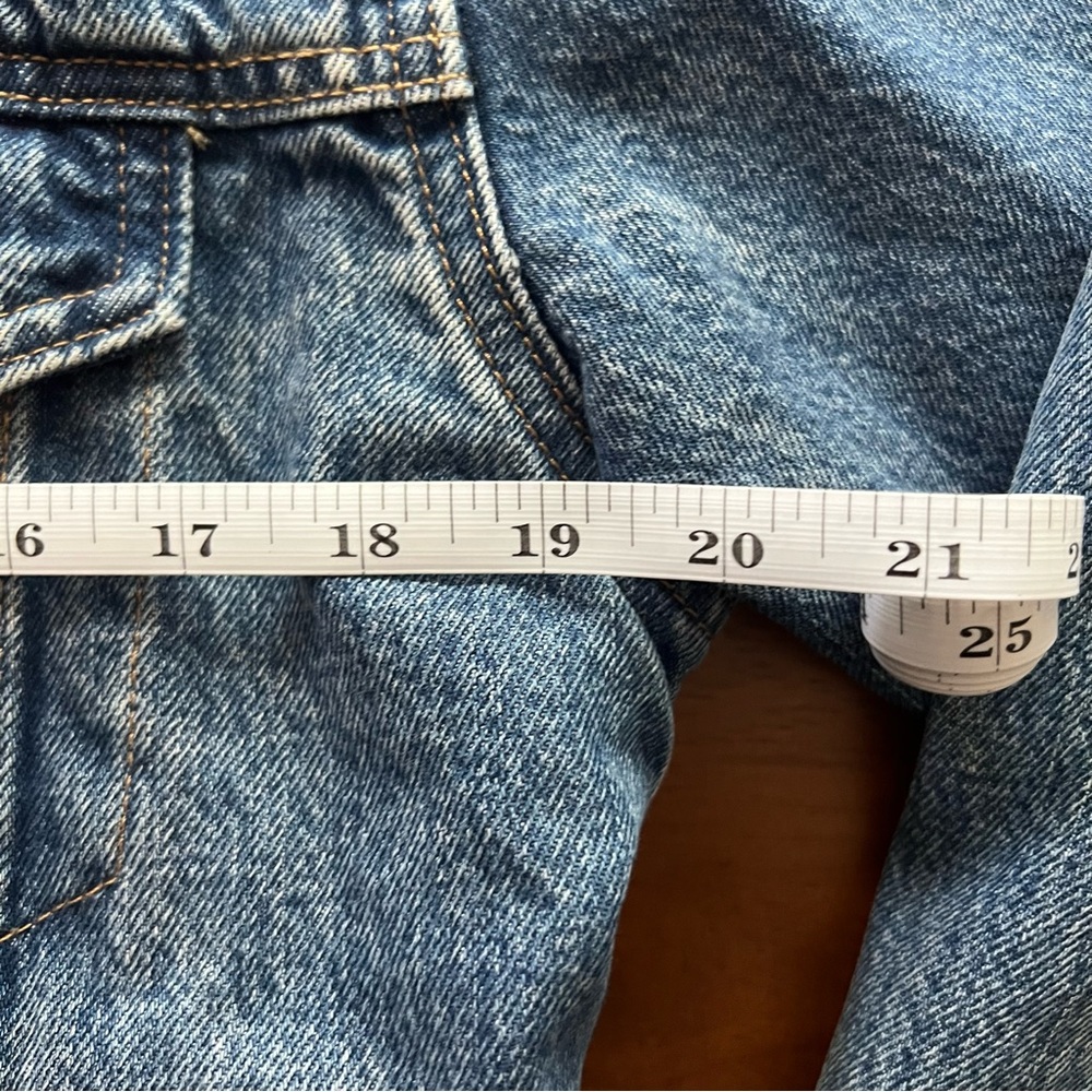 ❌ SOLD ❌ Levi’s Ex-Boyfriend Sherpa Trucker Jacket - Picture 9 of 11